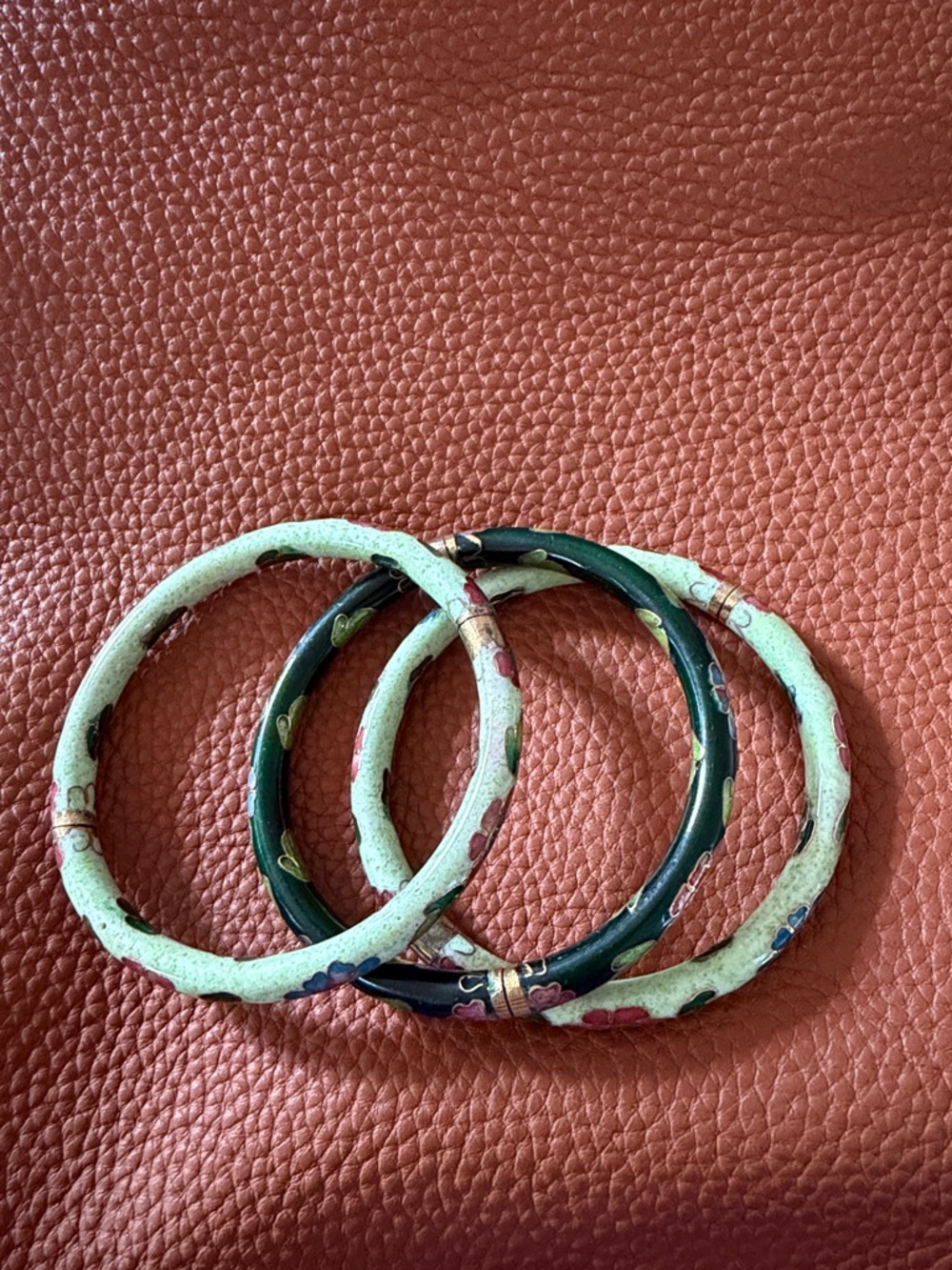 Set of 3 Floral Cloisonné Bangles in Light Green and Dark Green
